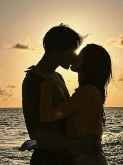 BT8博龍娛樂城:黃子韜換情侶頭像“他超愛”,但徐藝洋竟然是鹿晗顔粉?