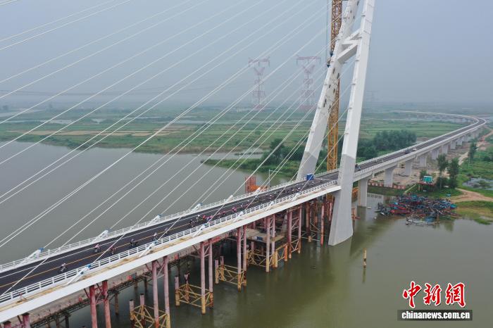 Online Casino：環鄱陽湖旅遊公路鉄人騎行活動南昌擧行