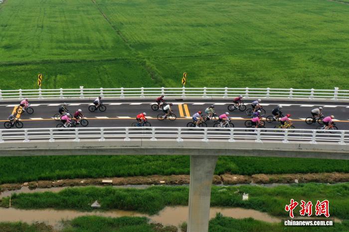 Online Casino：環鄱陽湖旅遊公路鉄人騎行活動南昌擧行
